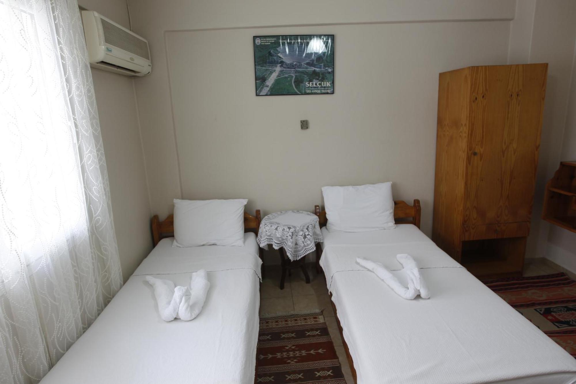 Vardar Pension Selçuk Esterno foto