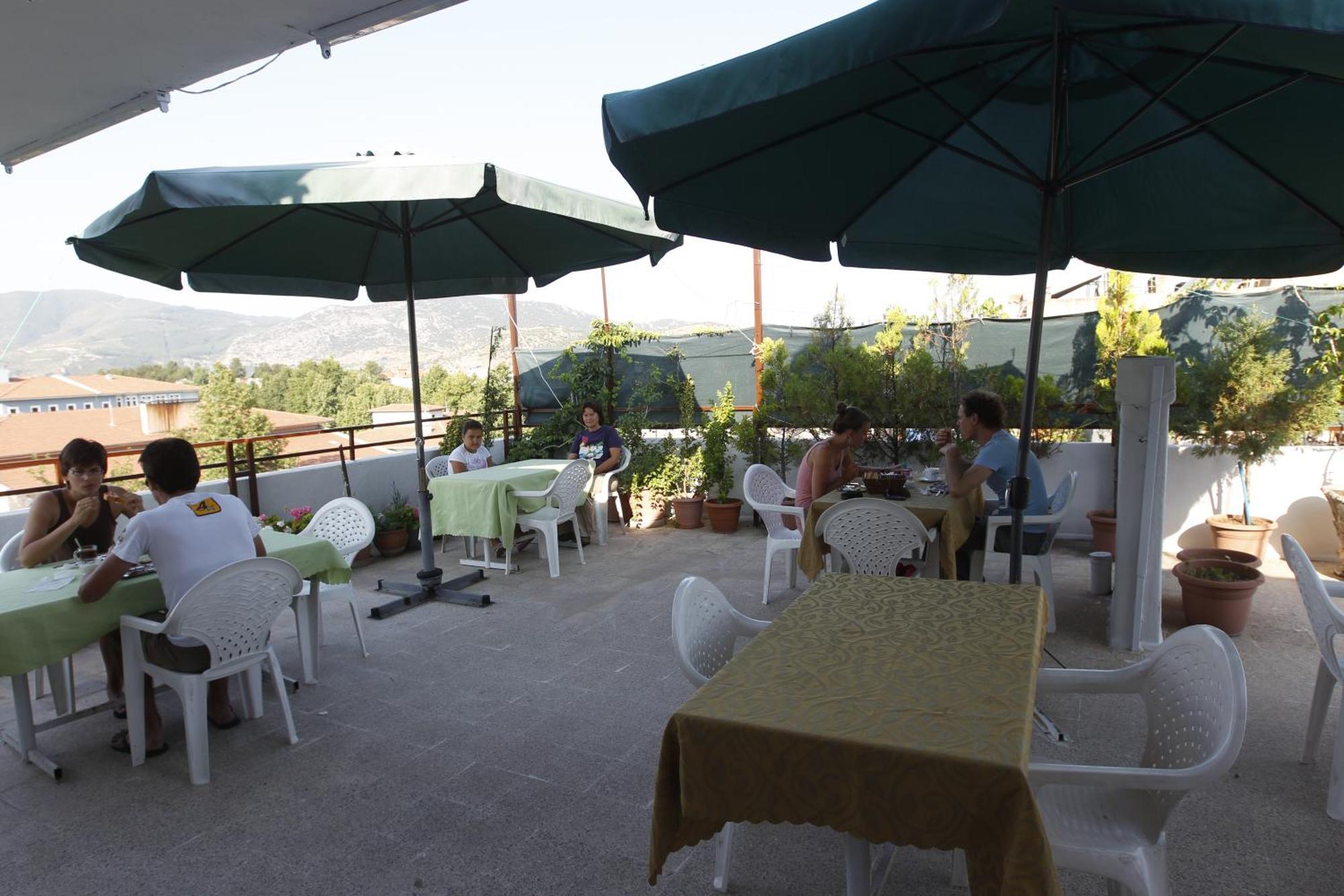 Vardar Pension Selçuk Esterno foto