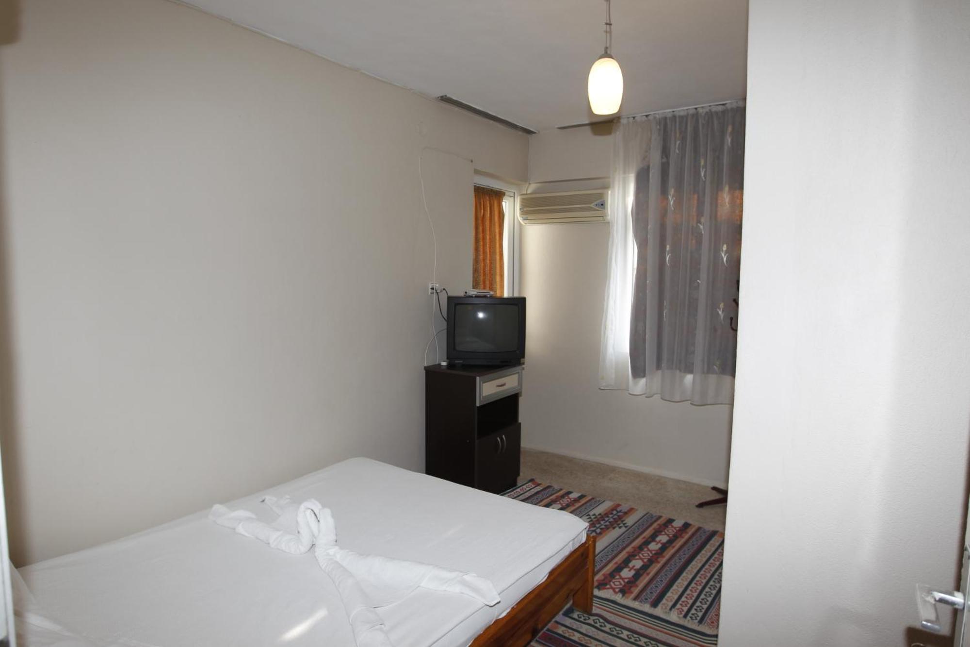 Vardar Pension Selçuk Esterno foto